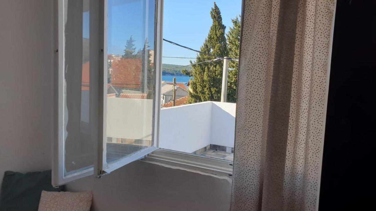 Babaloo Beach Apartments Gornji Karin Exteriér fotografie