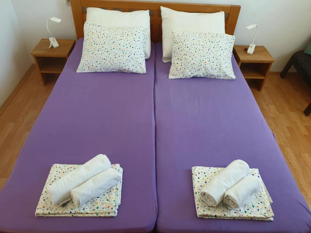 Babaloo Beach Apartments Gornji Karin Exteriér fotografie
